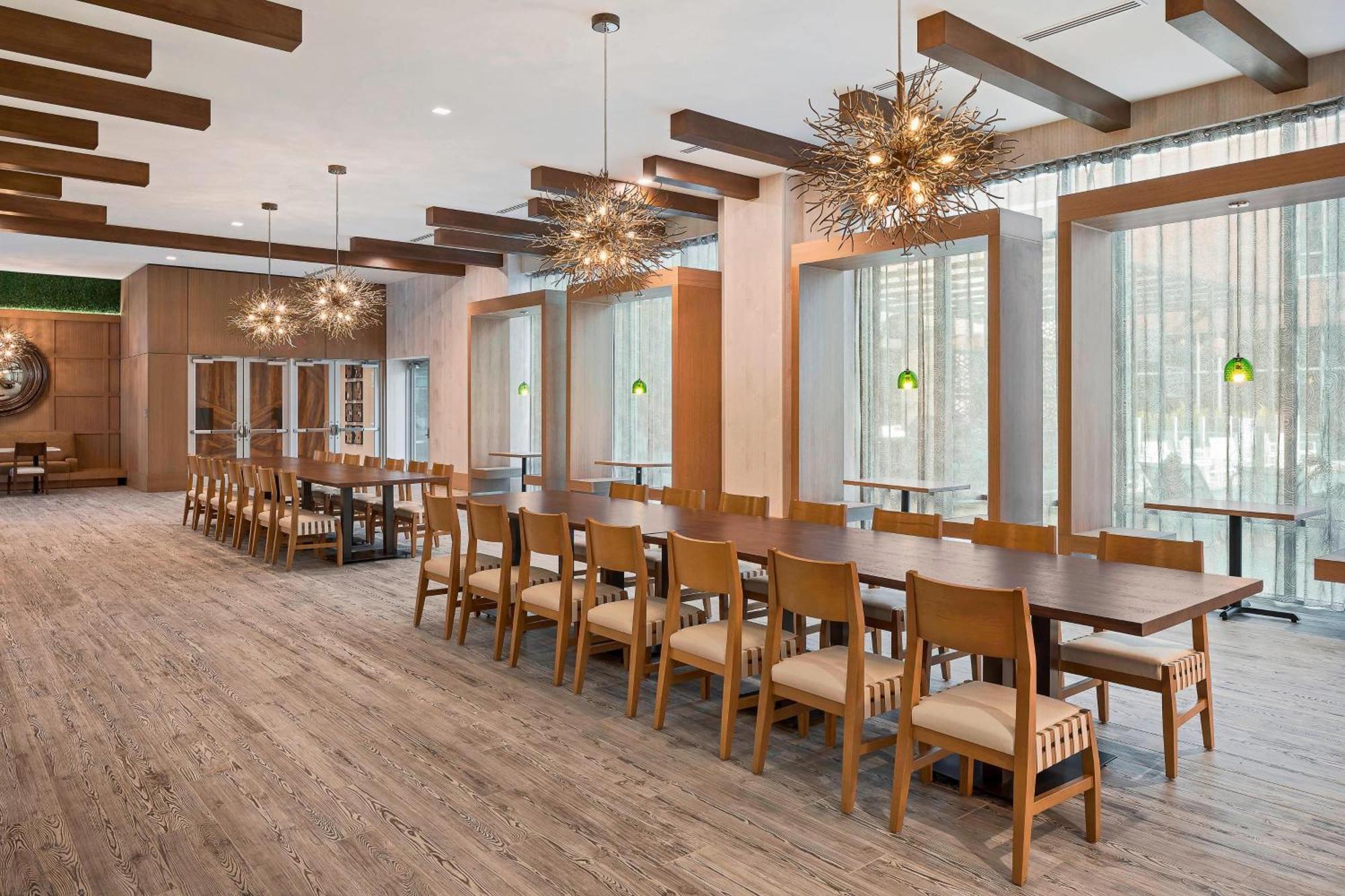 Residence Inn By Marriott Greenville Downtown Exterior foto