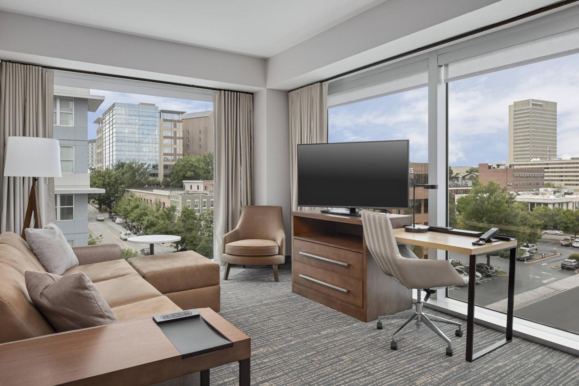 Residence Inn By Marriott Greenville Downtown Exterior foto